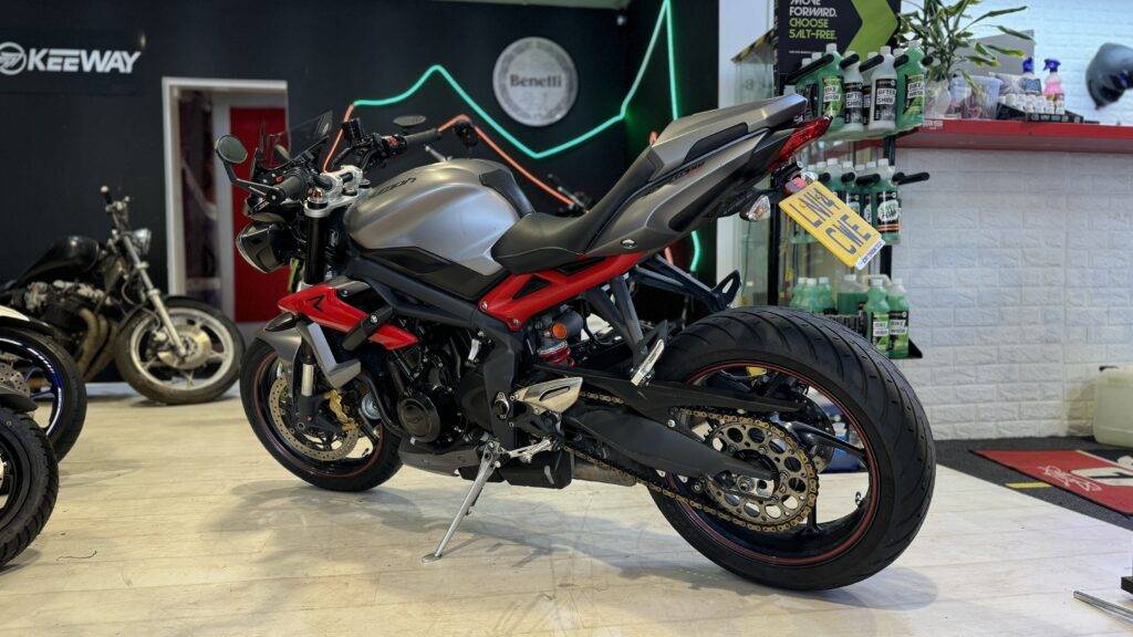 Second Hand Triumph Street Triple 675 for sale near me Weston super mare motorcycles motorbike