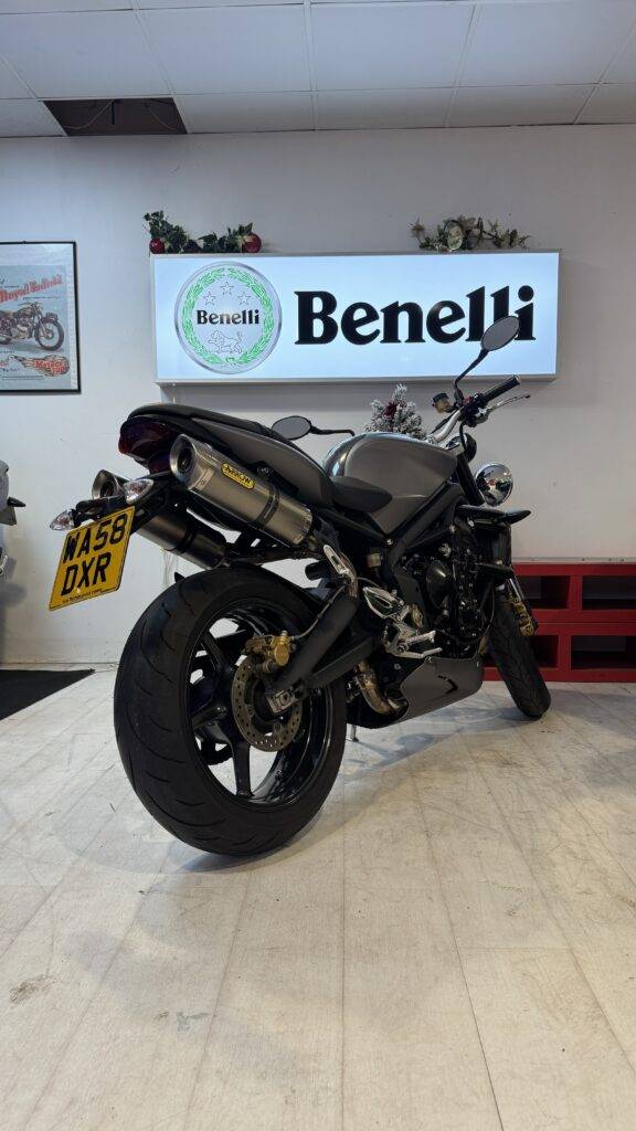 Second hand Triumph Street triple 675 for sale in Weston super mare